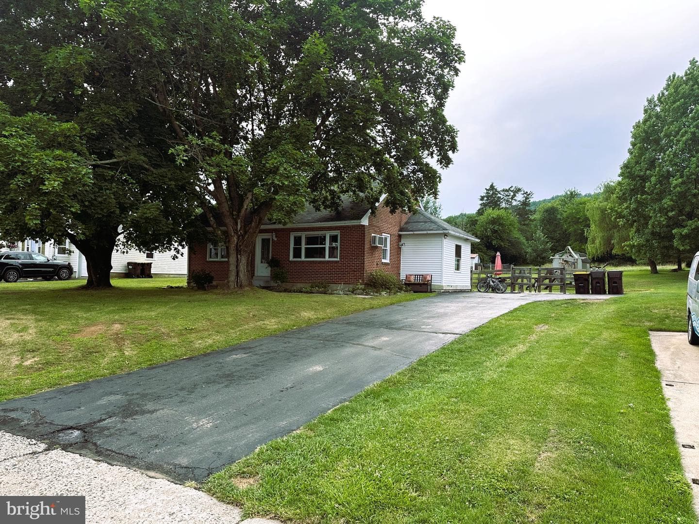 639 Chestnut Street photo 4