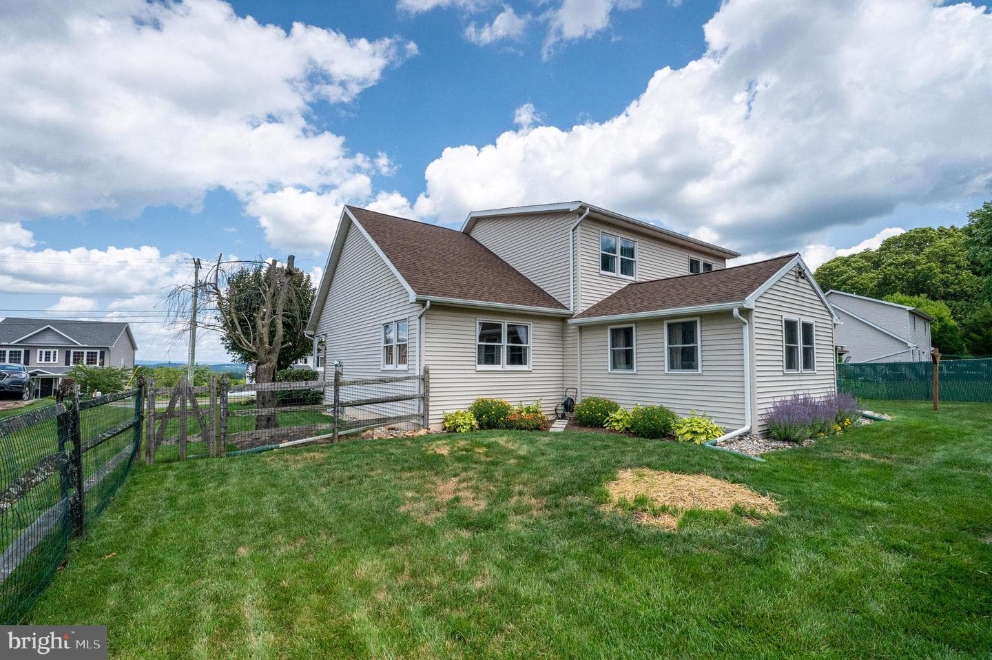 128 Hill Road photo 39