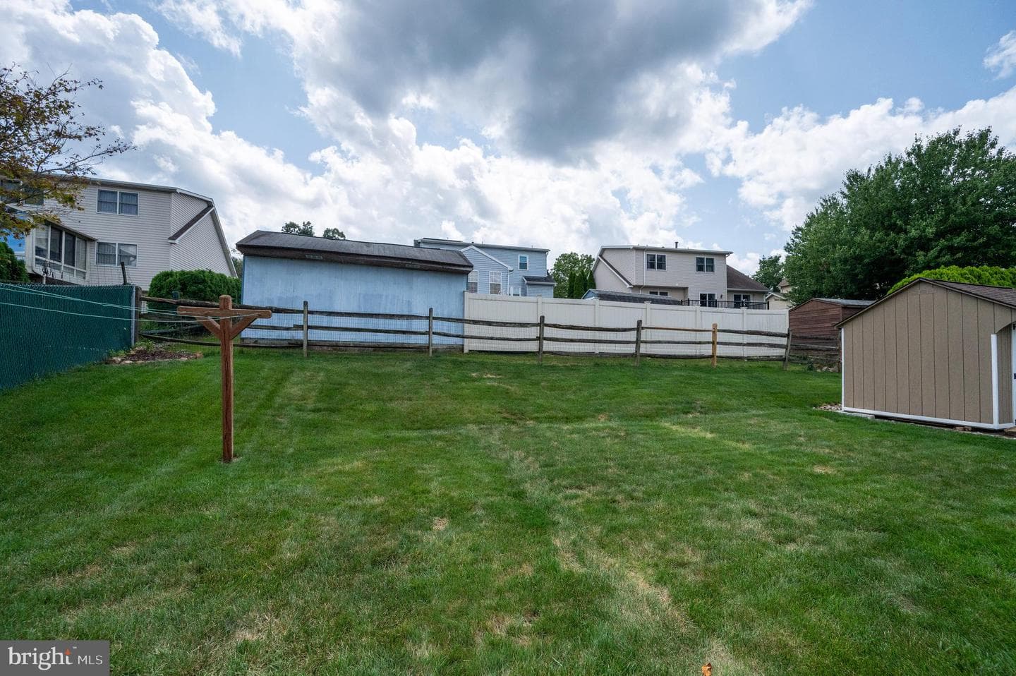 128 Hill Road photo 42