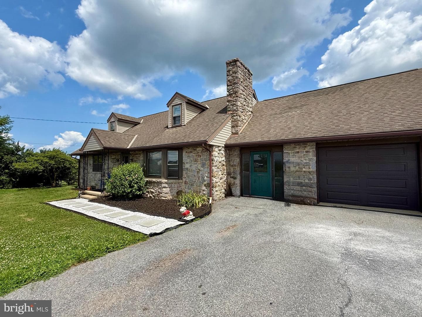 2245 Moselem Springs Road photo 7