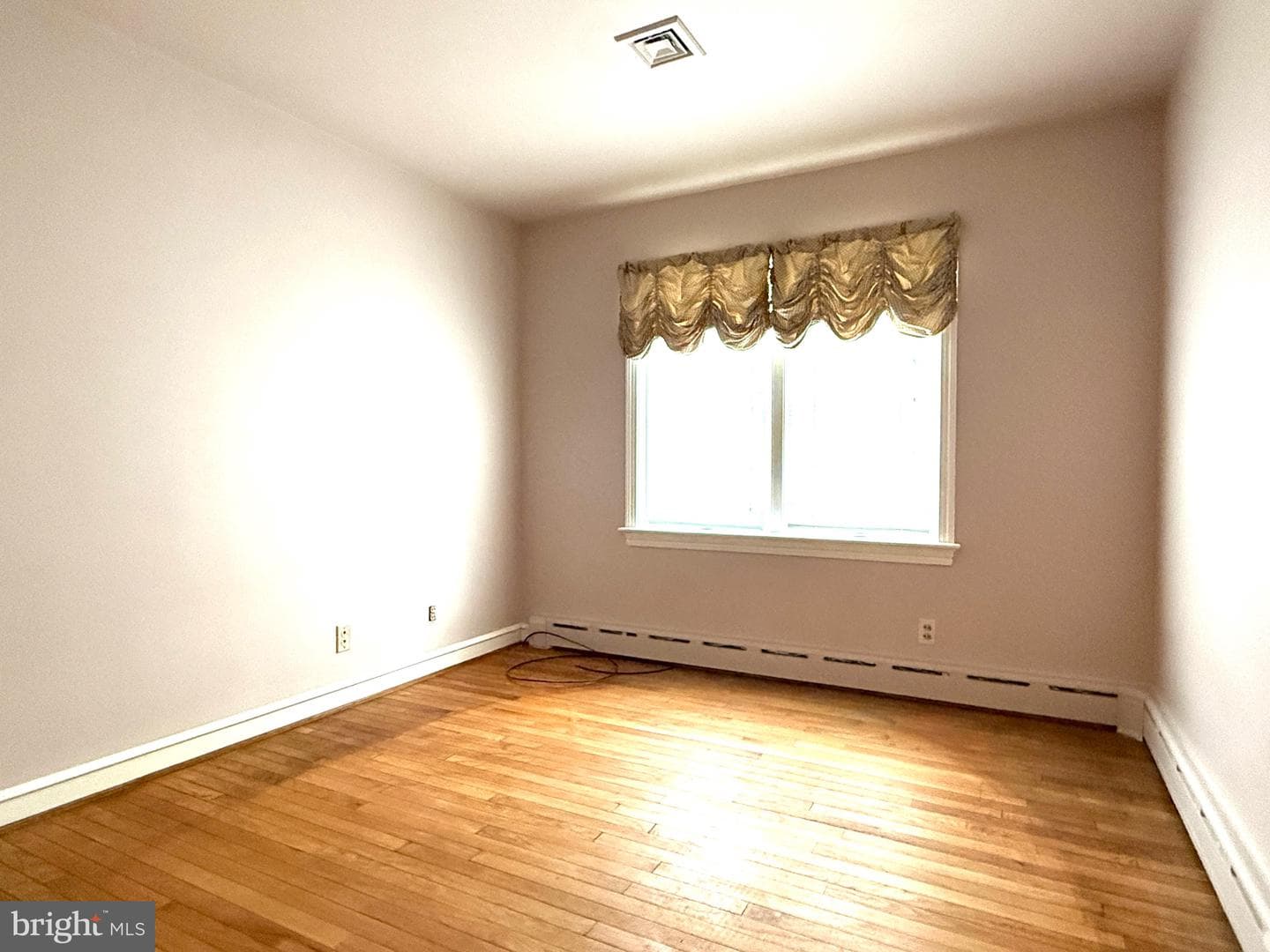 100 W 47th Street photo 9