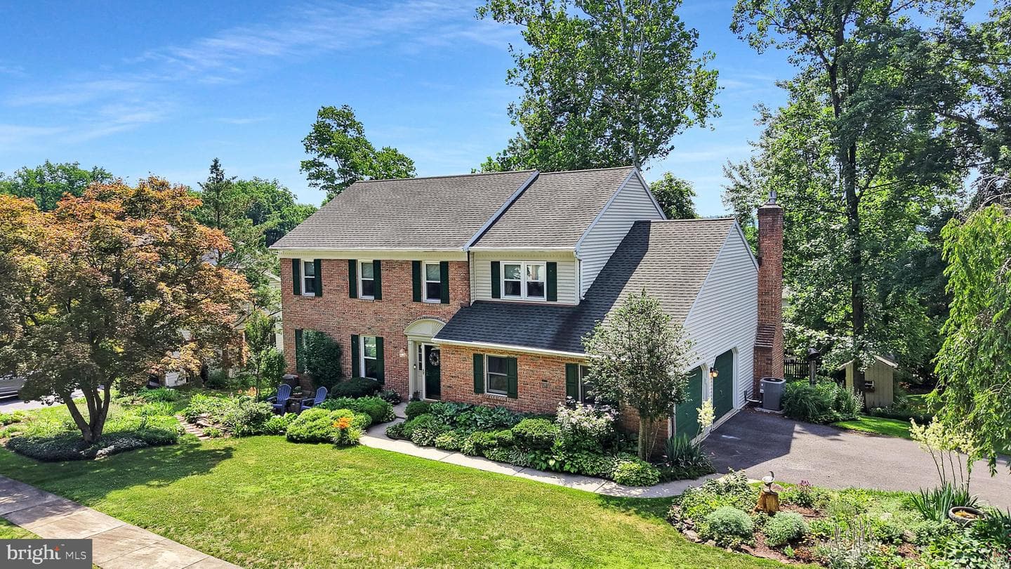 4508 Edgewood Drive photo 3