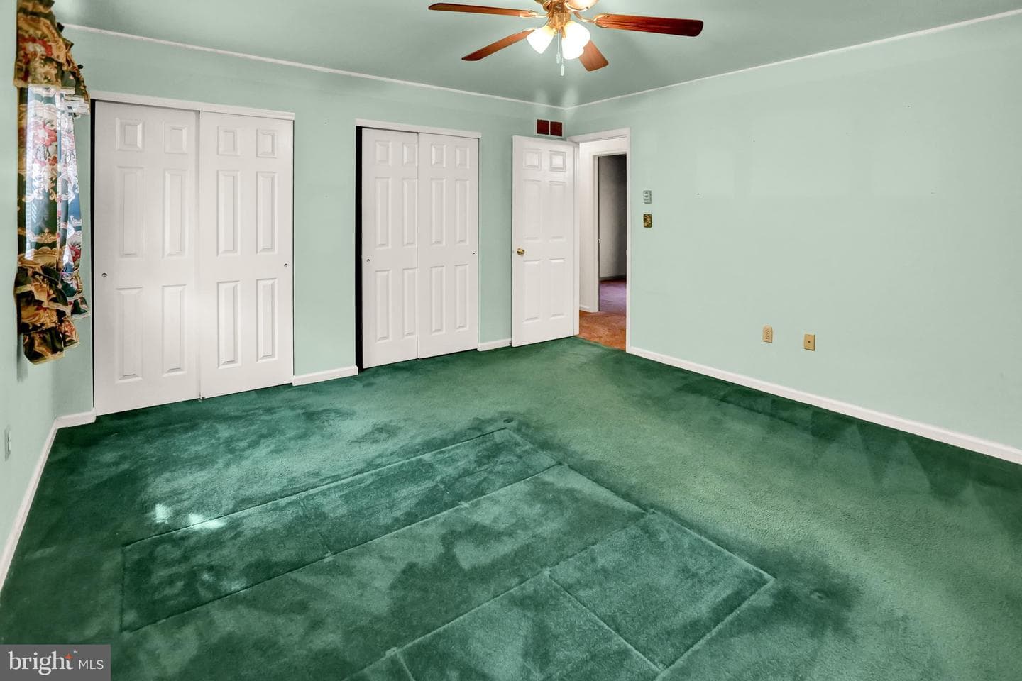 246 Sandhill Road photo 32
