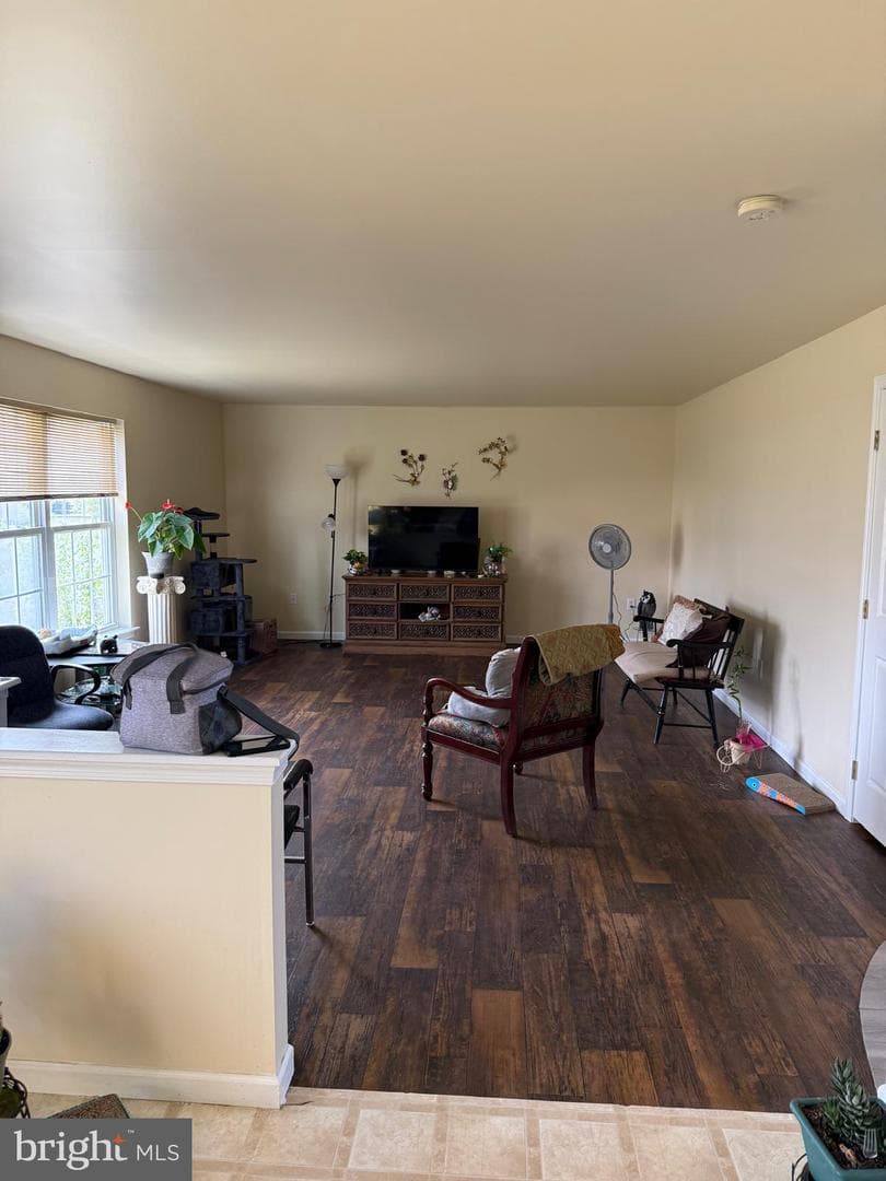 215 N Sandy Lane photo 8