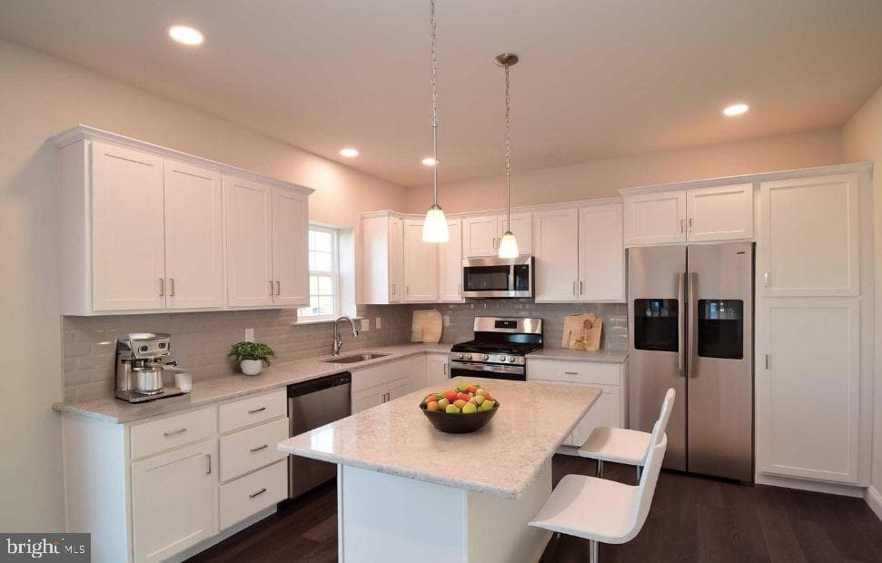 116 Sunglo Drive photo 3