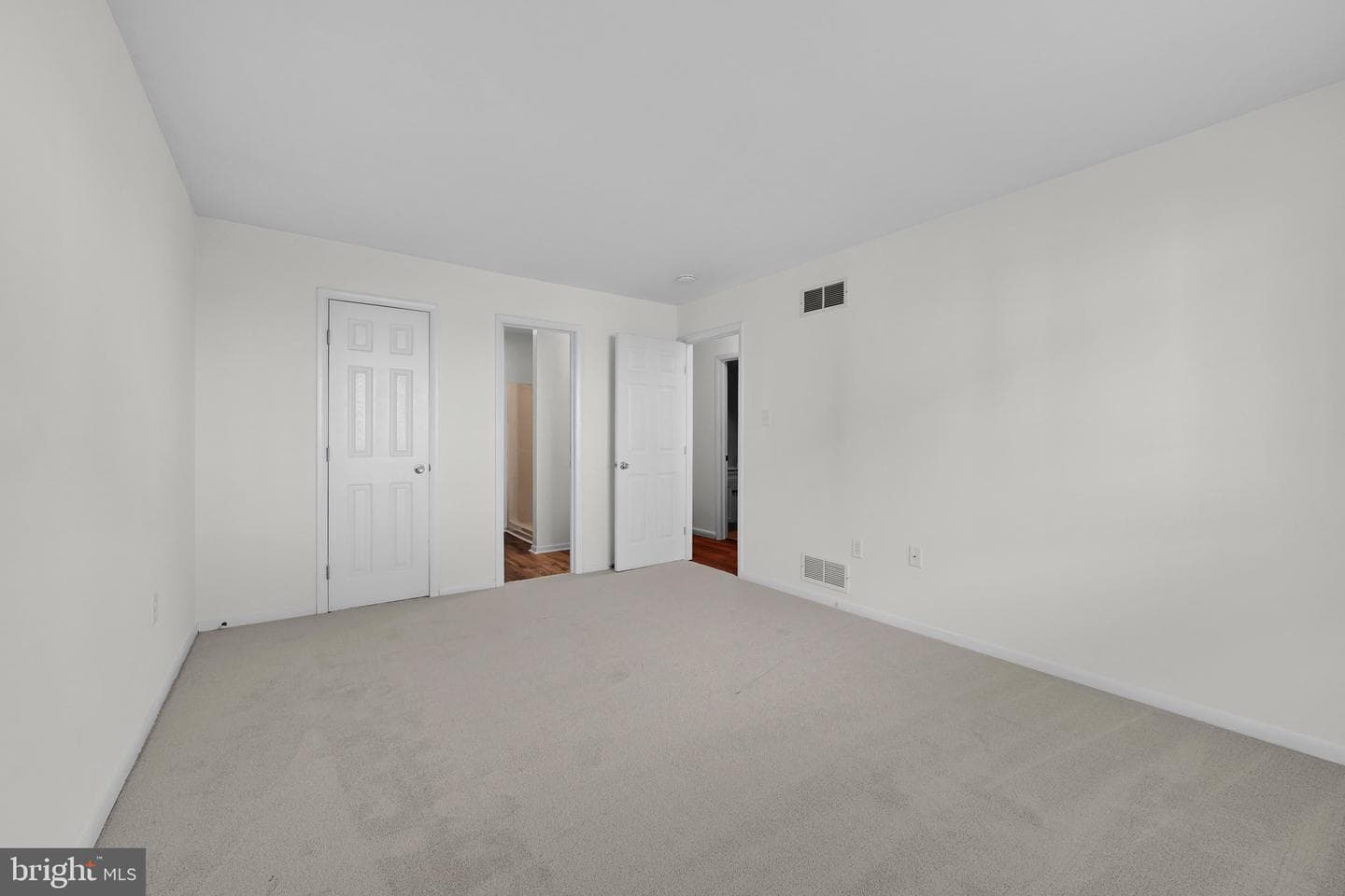 46 Holly Drive photo 16