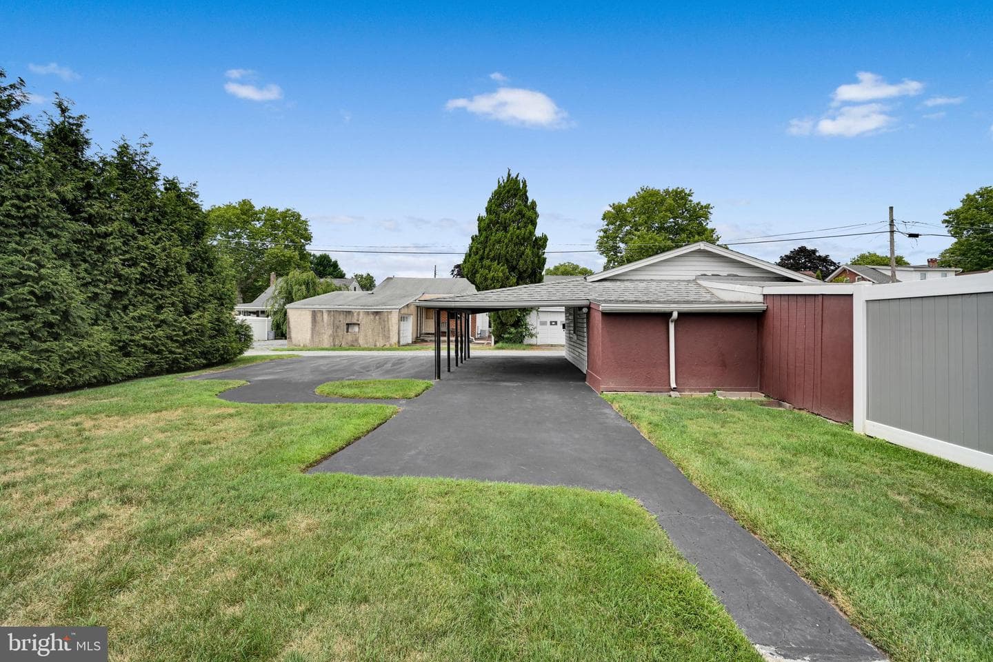 1629 New Holland Road photo 26