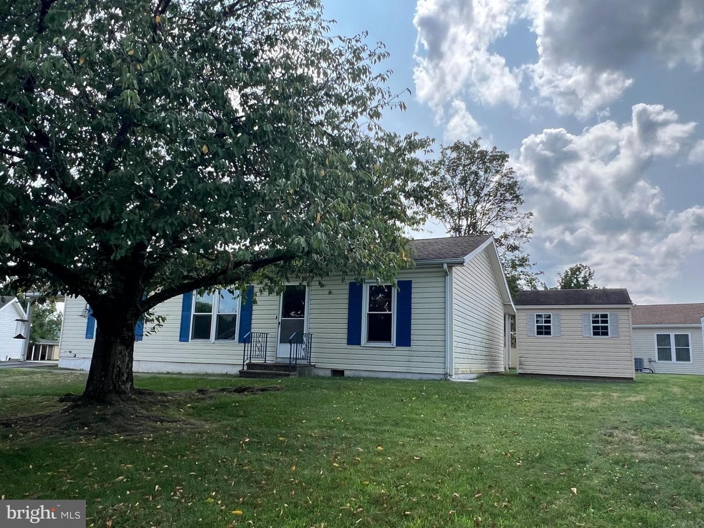 68 Westview Terrace photo 2