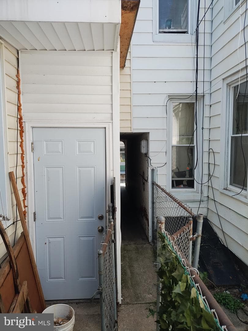 315 Locust Street photo 7
