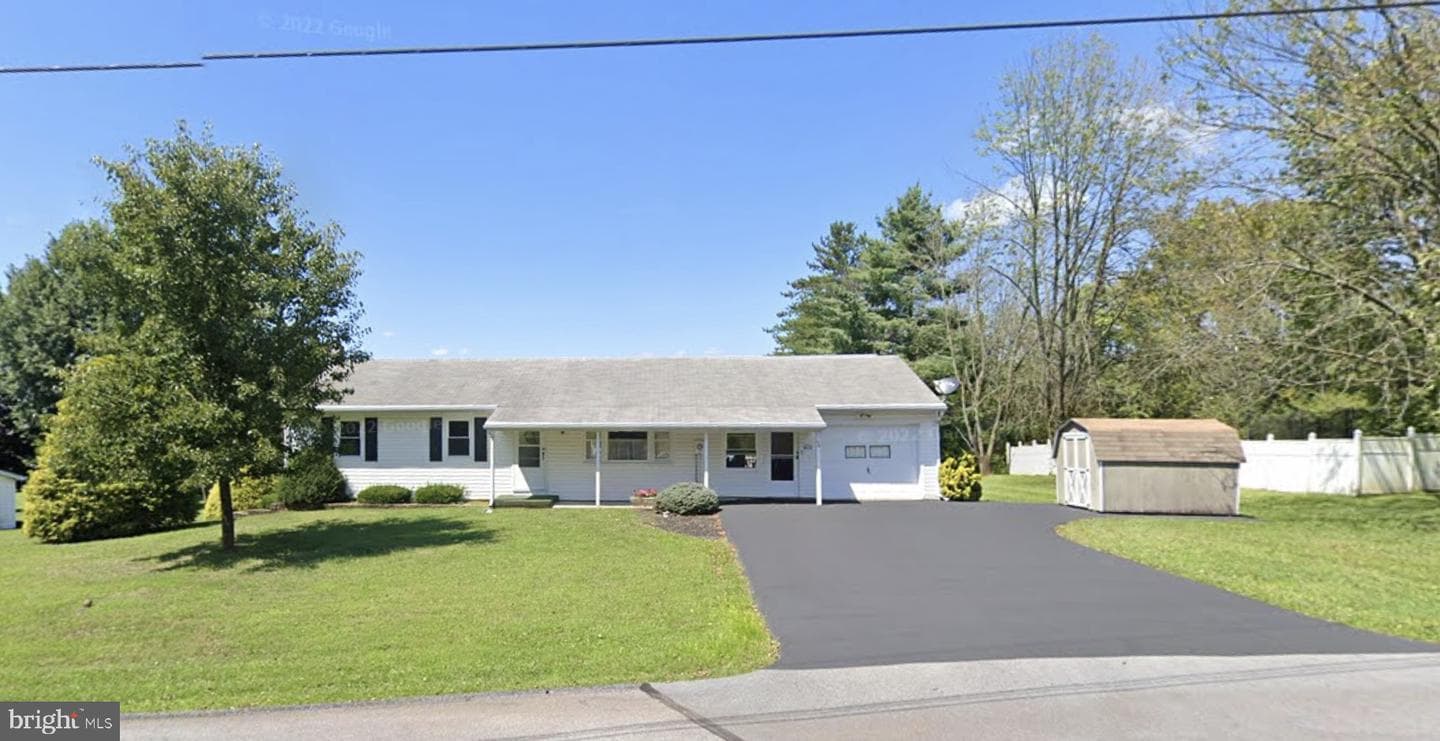 56 Hillview Road photo 1