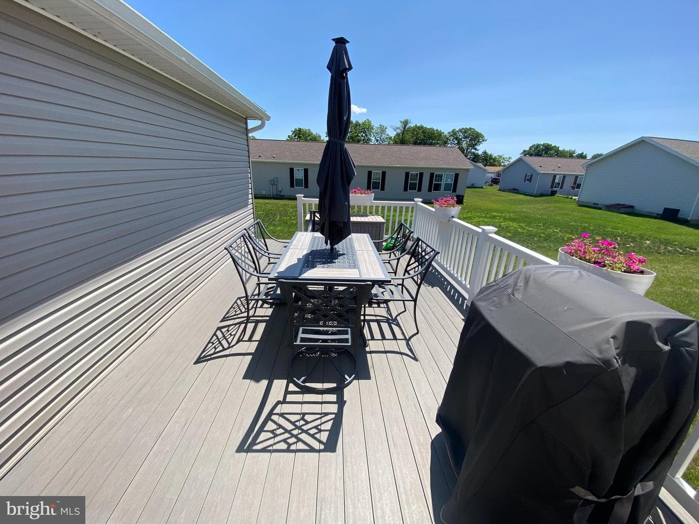 47 Daphne Court photo 17