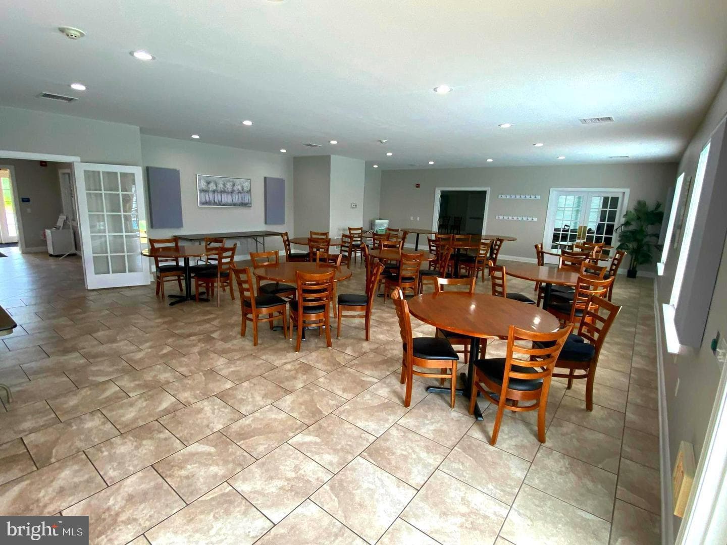 47 Daphne Court photo 23