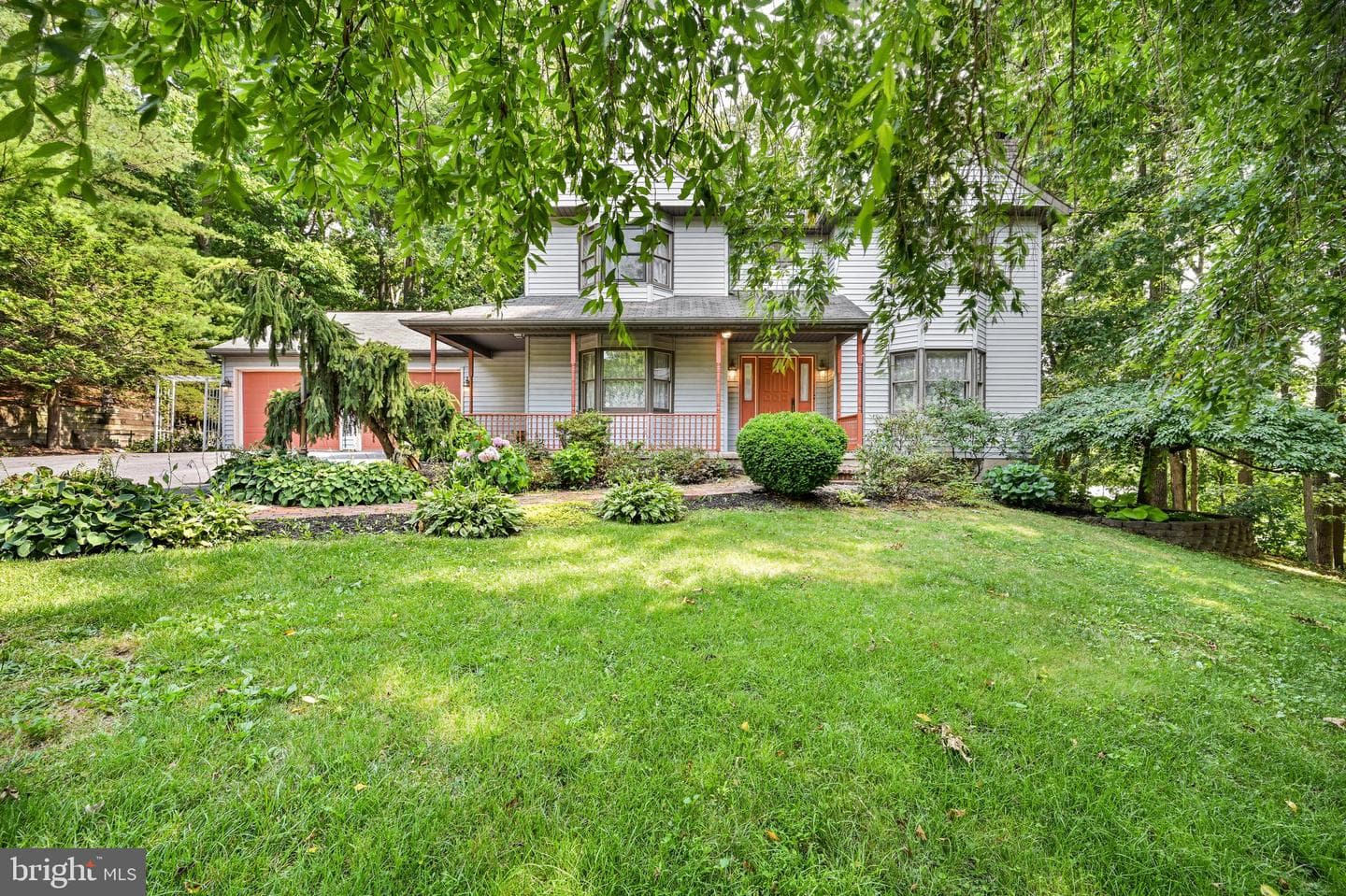 5057 Valley View Road photo 2