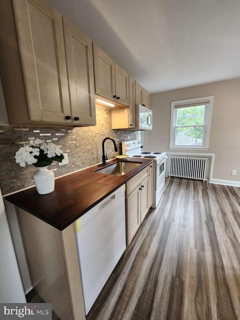 136 E Gaul Street photo 5