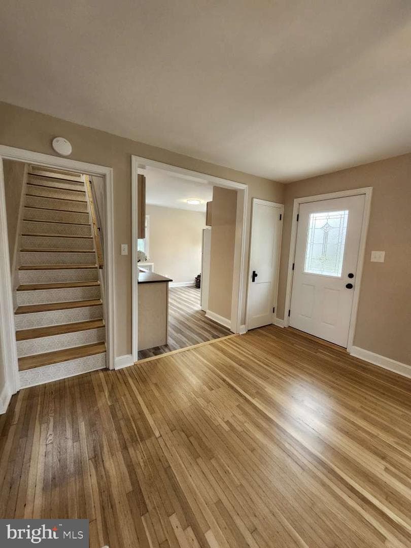 136 E Gaul Street photo 8