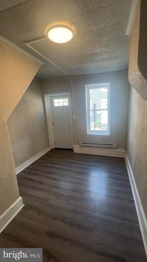 115 Moss Street photo 4