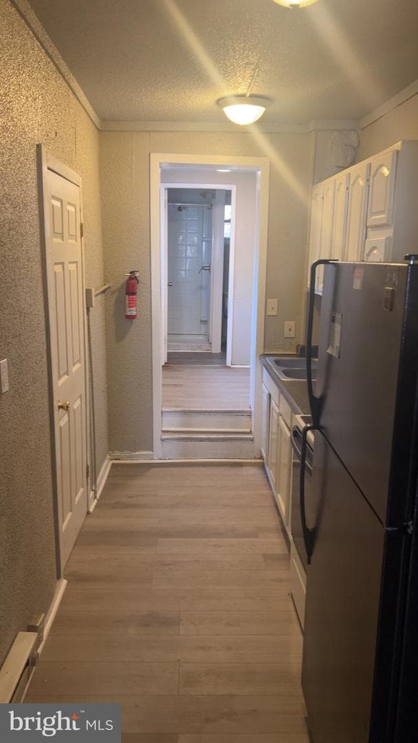 115 Moss Street photo 6