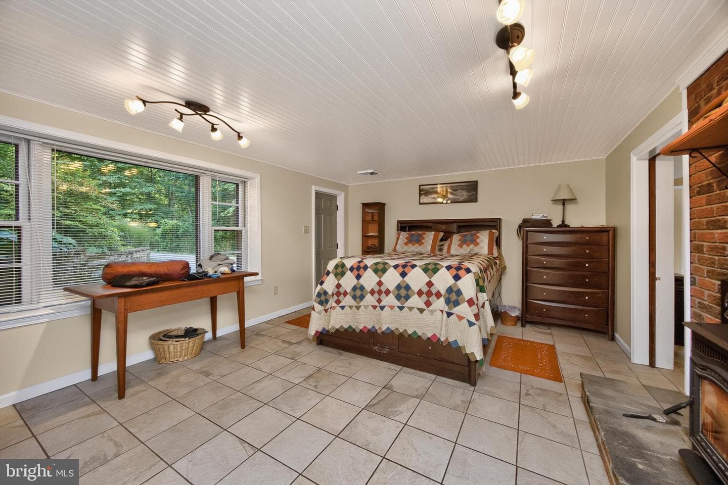 50 Hill Lane photo 29