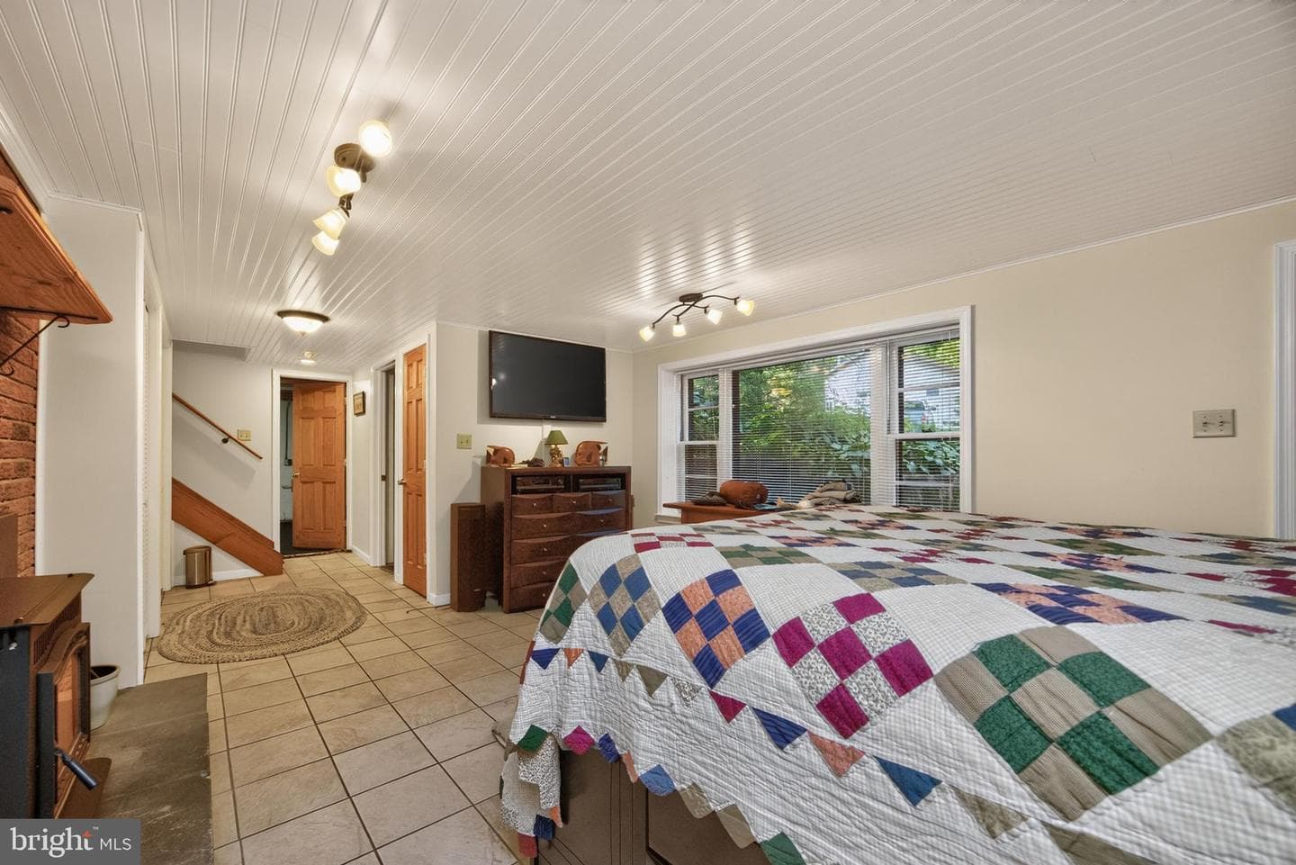 50 Hill Lane photo 30