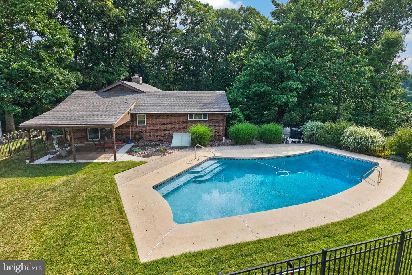 50 Hill Lane photo 4