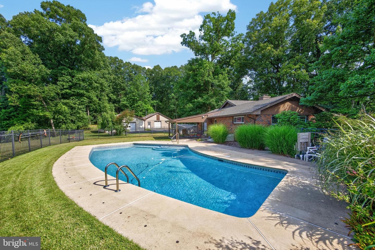 50 Hill Lane photo 42