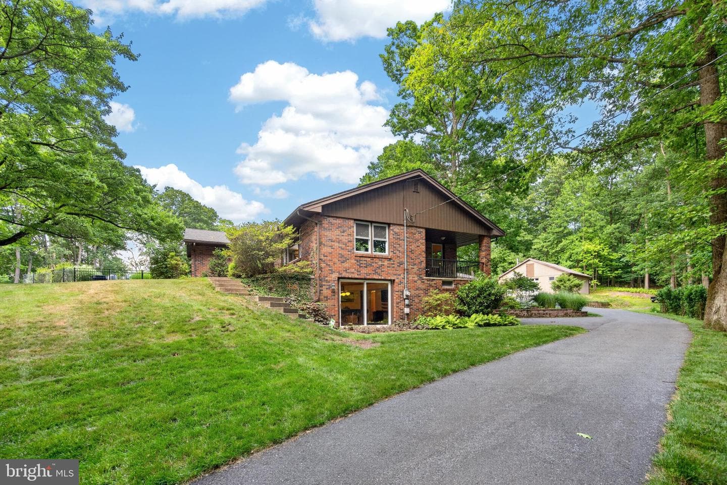 50 Hill Lane photo 48