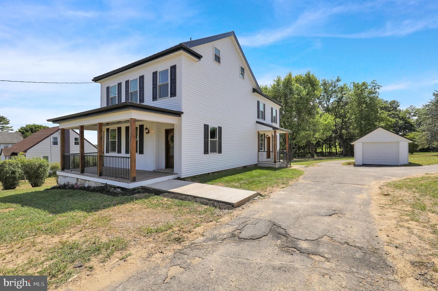 8448 Lancaster Avenue, Bethel