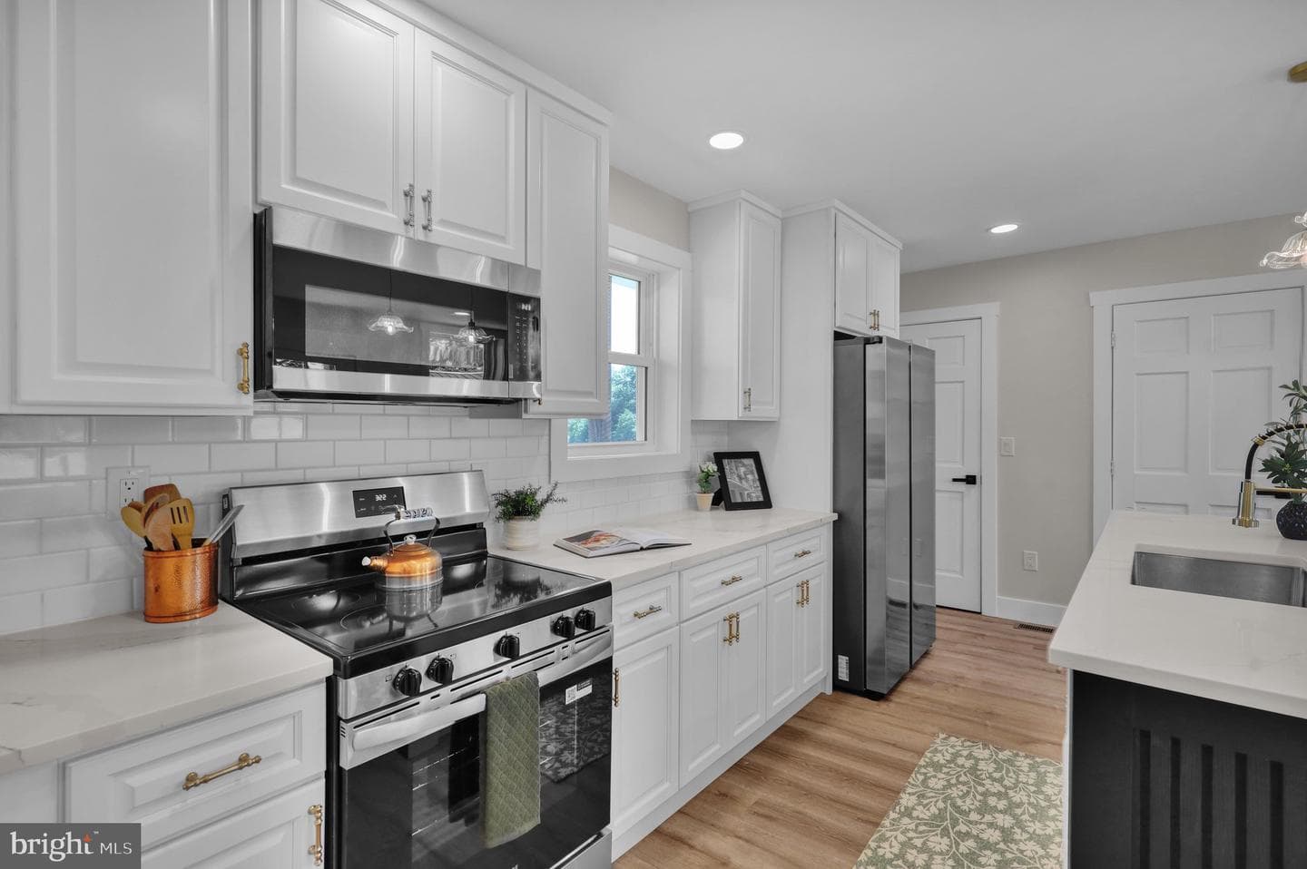 8448 Lancaster Avenue photo 14