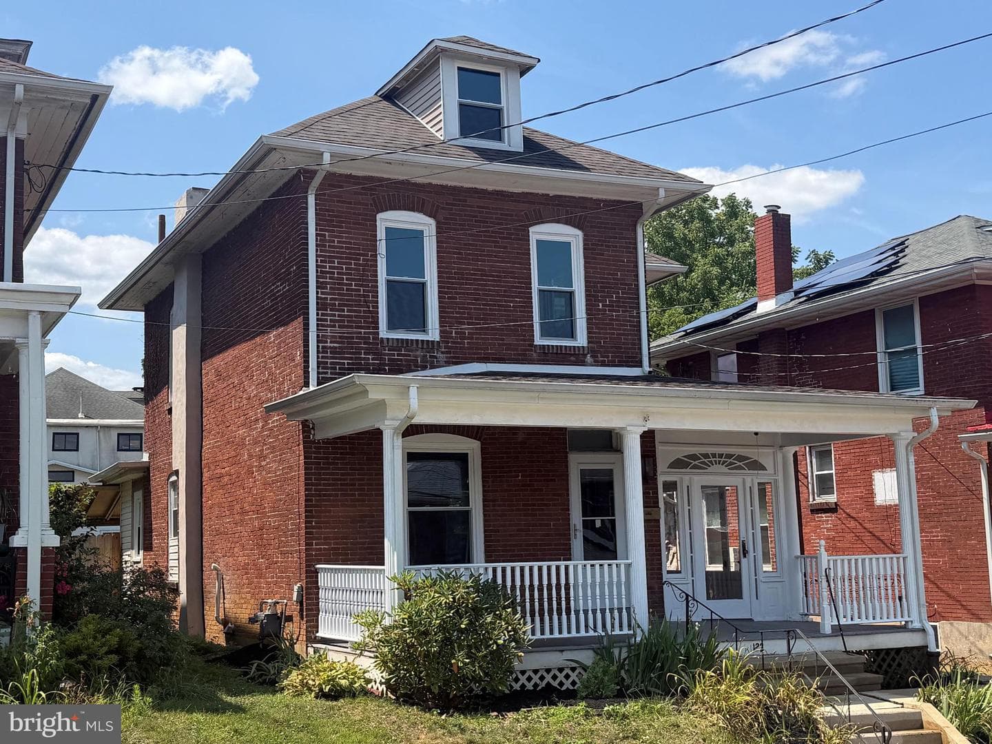 122 Arlington Street photo 1