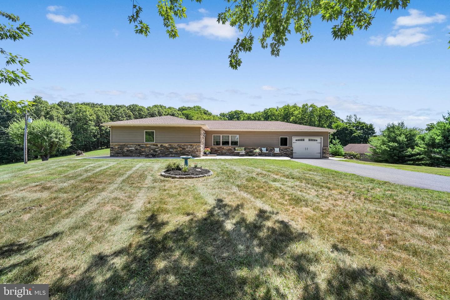 130 Clearfield Lane photo 13