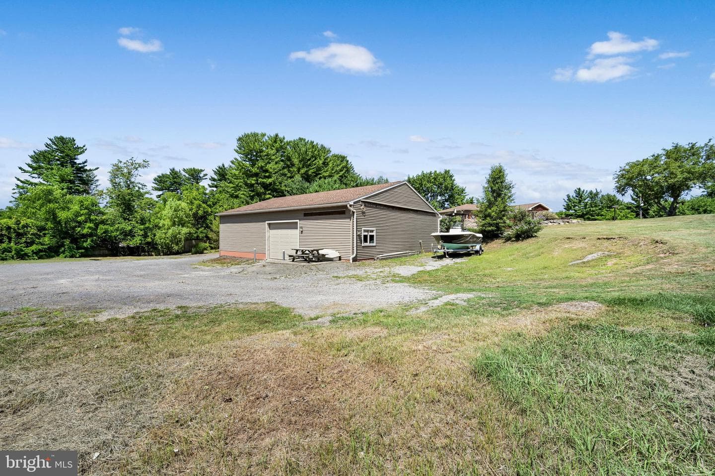 130 Clearfield Lane photo 27
