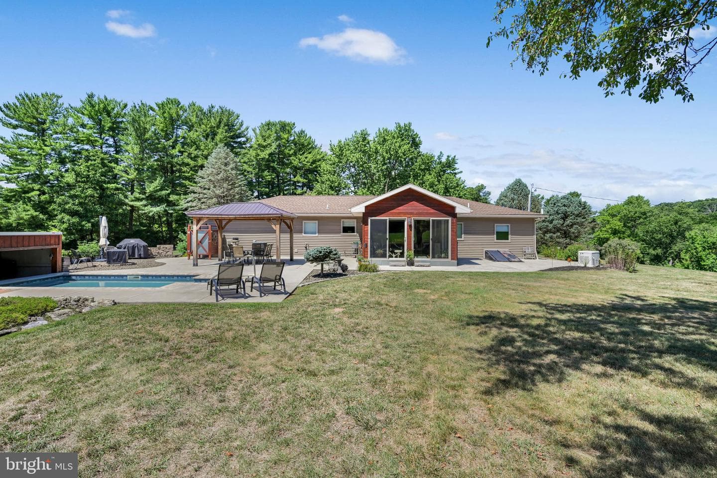 130 Clearfield Lane photo 28
