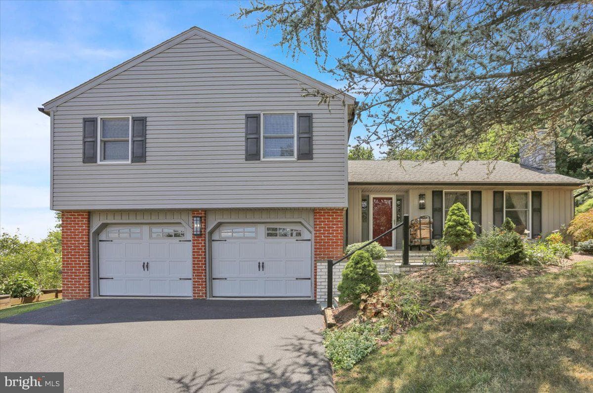 209 Pembroke Drive, Reading