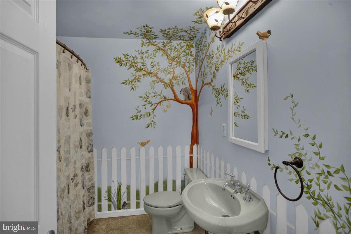 209 Pembroke Drive photo 31