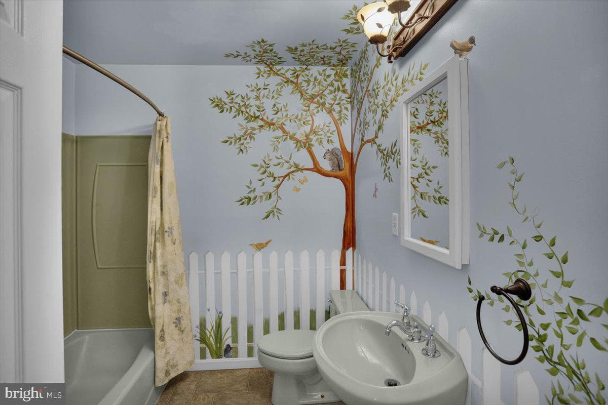 209 Pembroke Drive photo 32