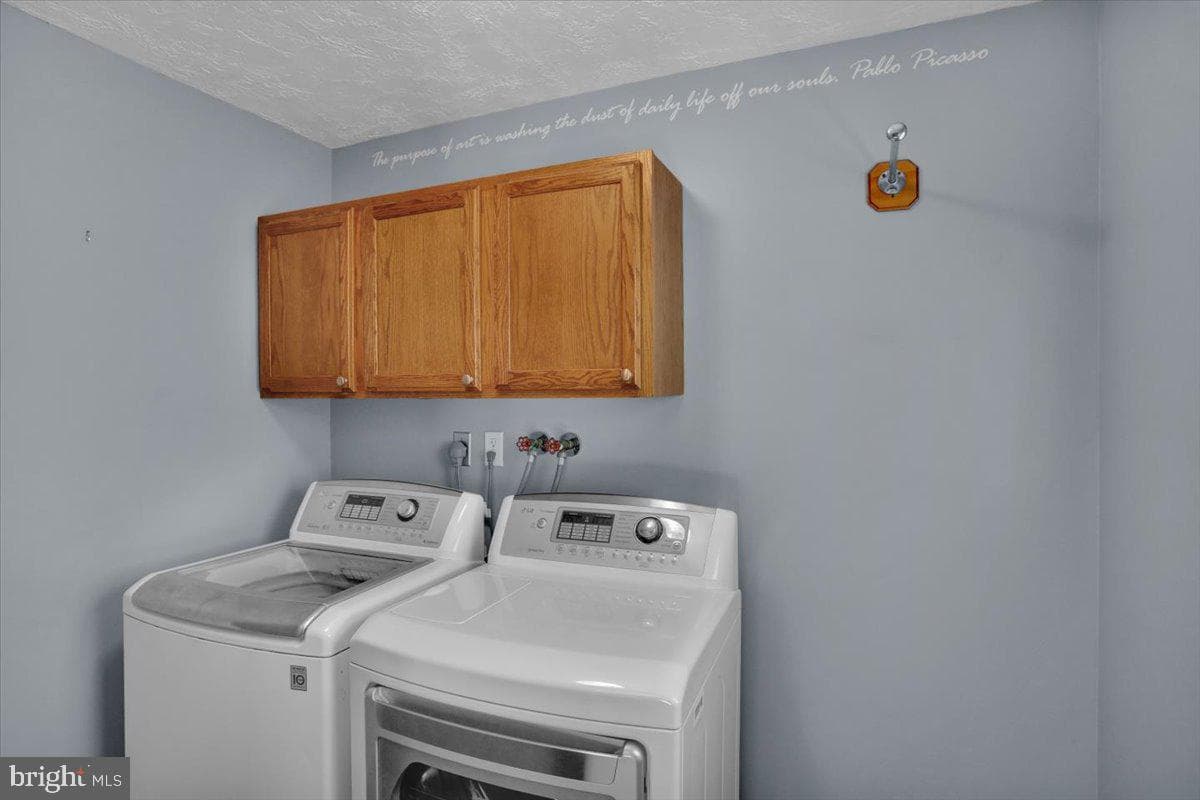 209 Pembroke Drive photo 42