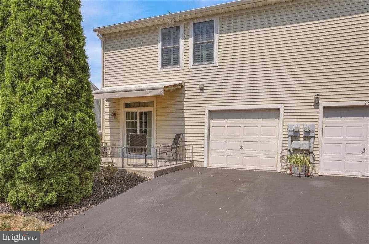217 Springmont Drive photo 33