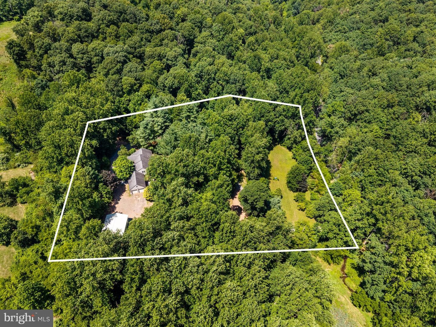 1111 Wyomissing Road photo 3