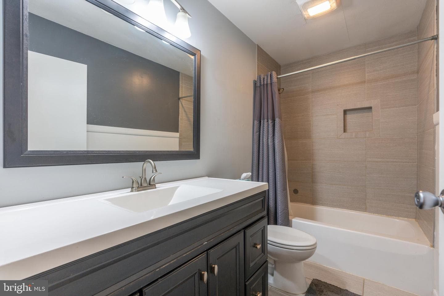 3305 Baker Court photo 9