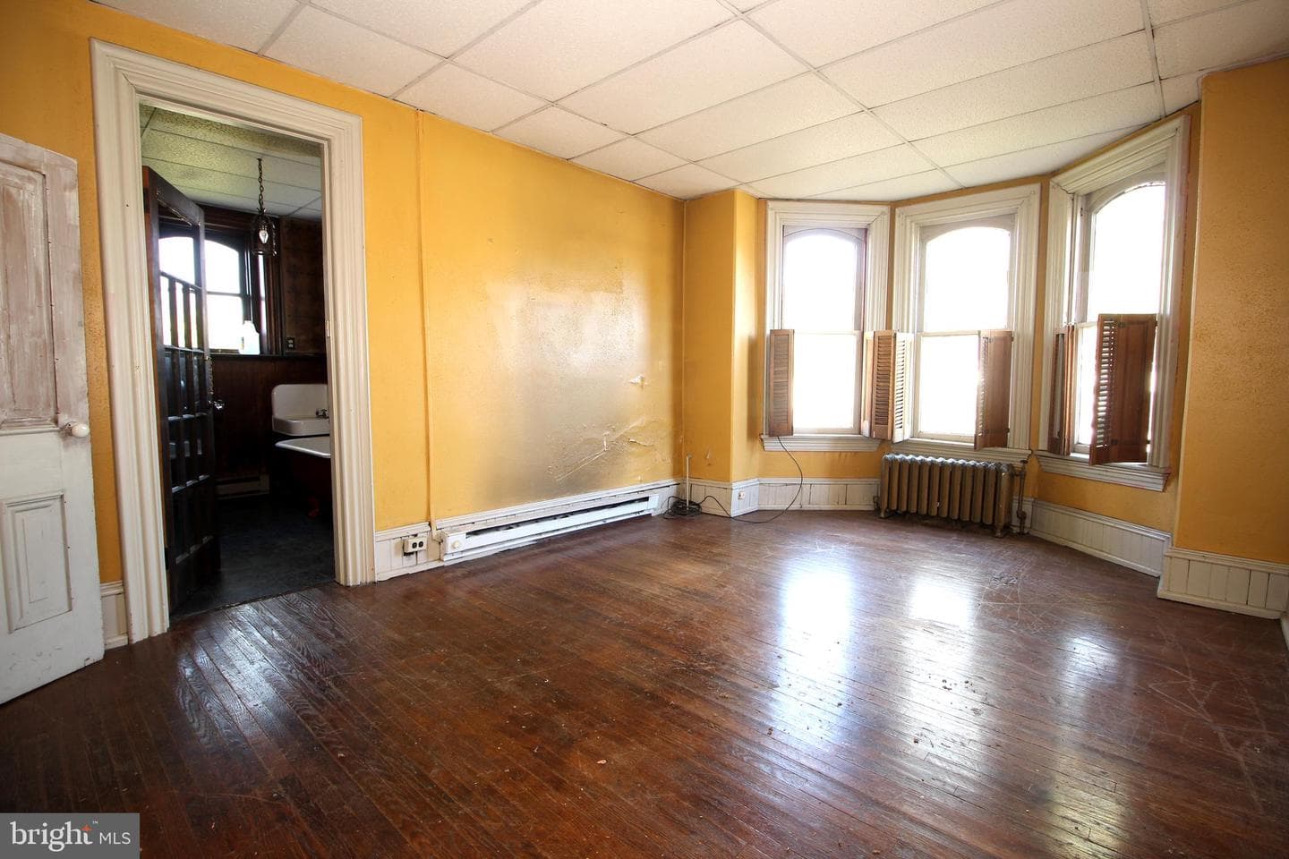 306 W 15th Street photo 16