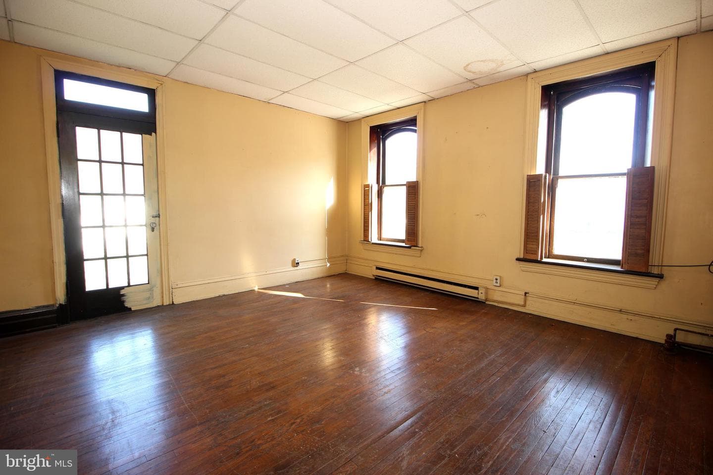 306 W 15th Street photo 18