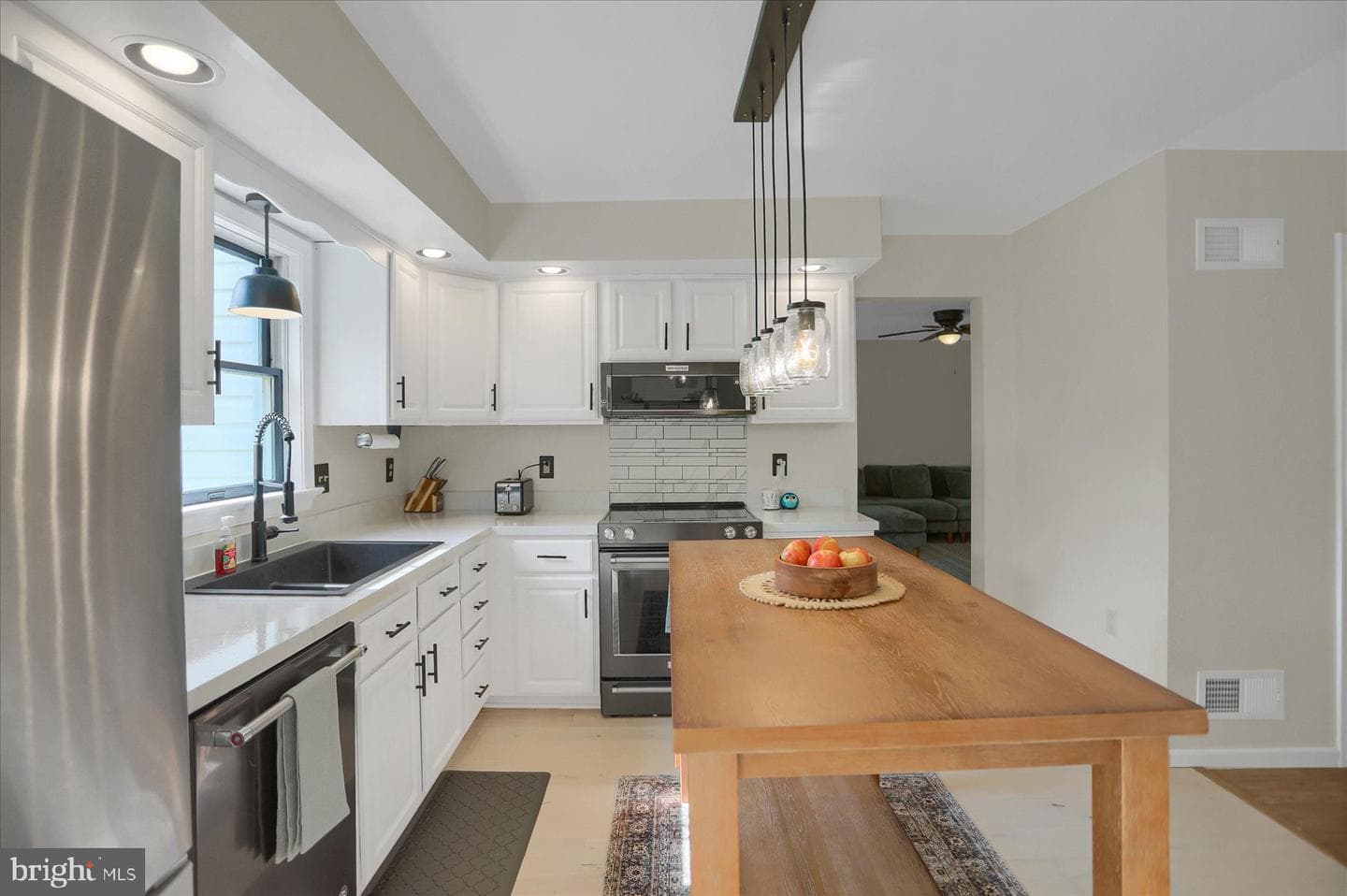 124 Clover Circle photo 11