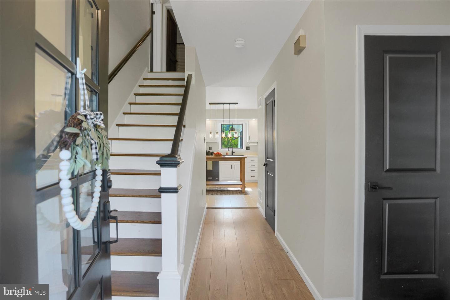 124 Clover Circle photo 3