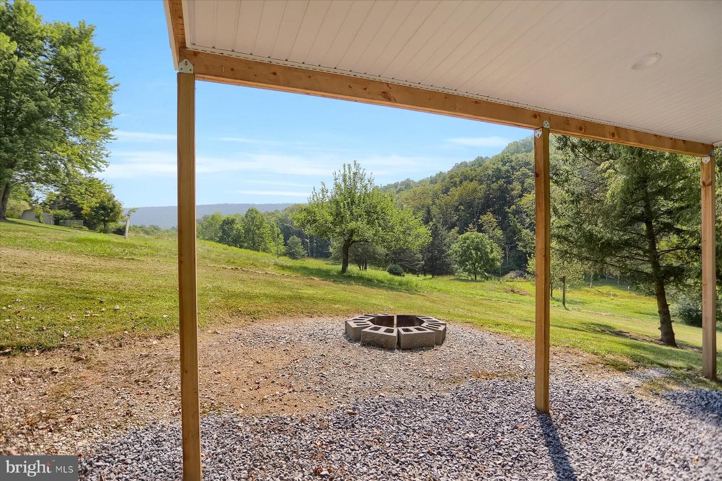 124 Clover Circle photo 43