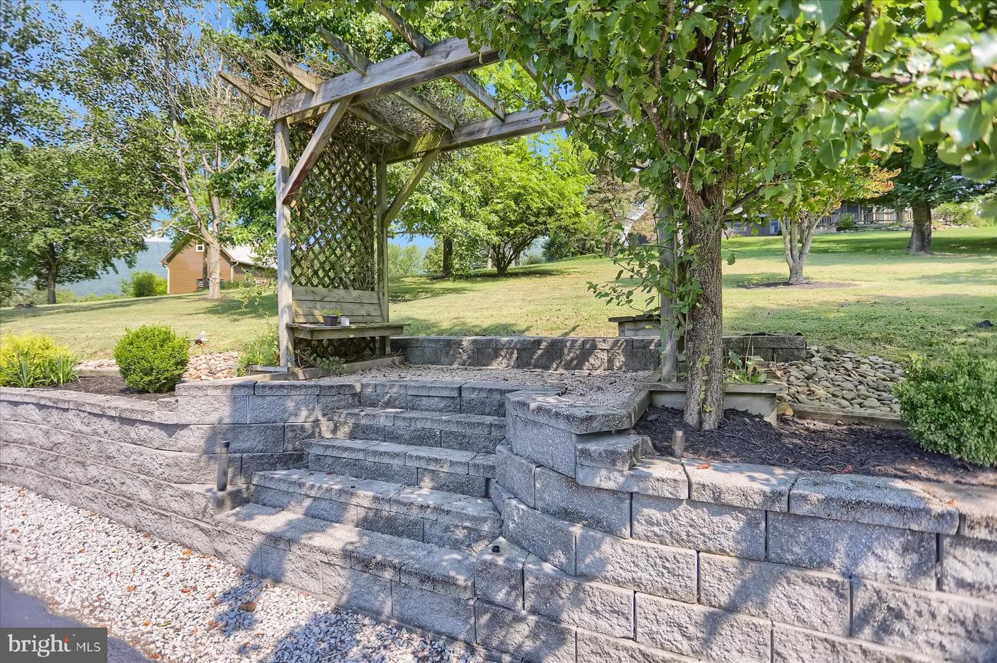 124 Clover Circle photo 52