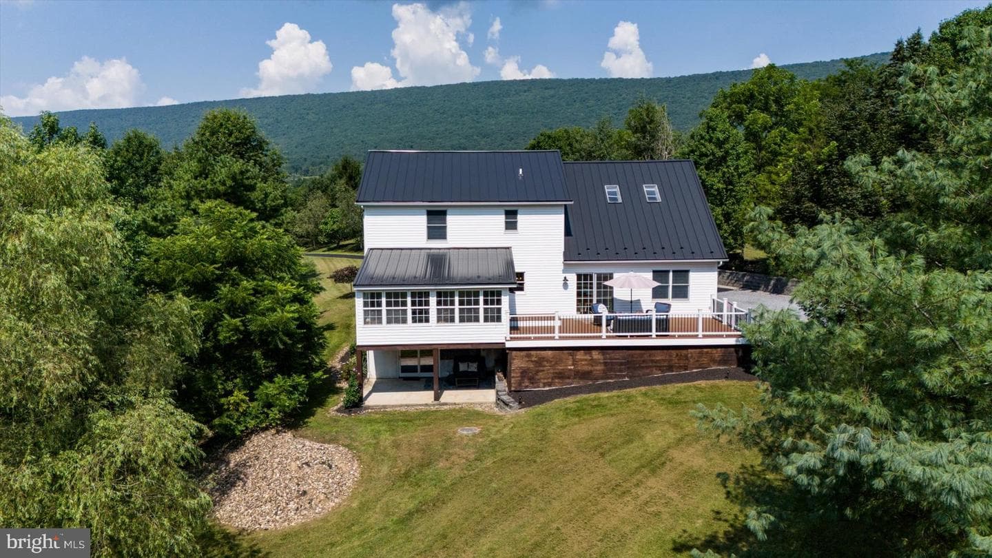 124 Clover Circle photo 59