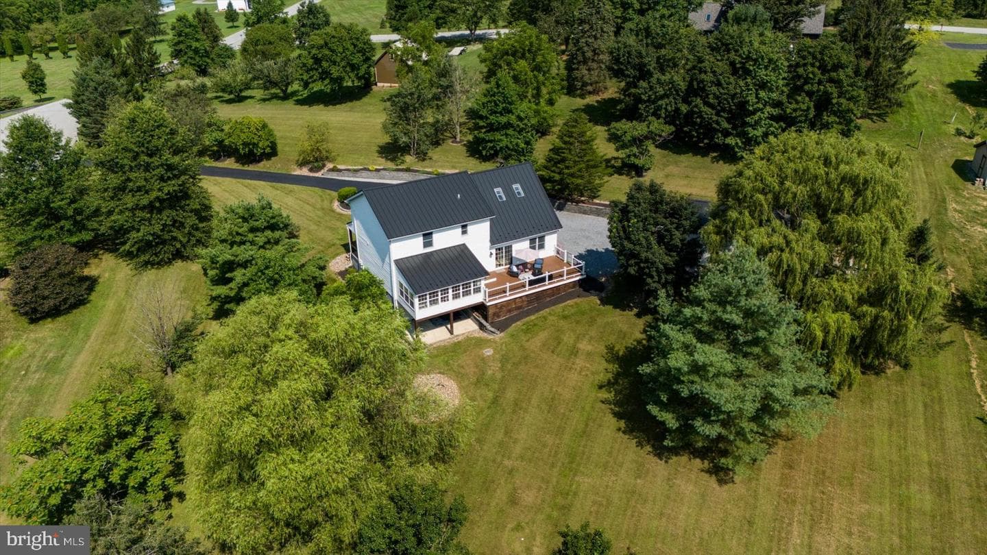 124 Clover Circle photo 60