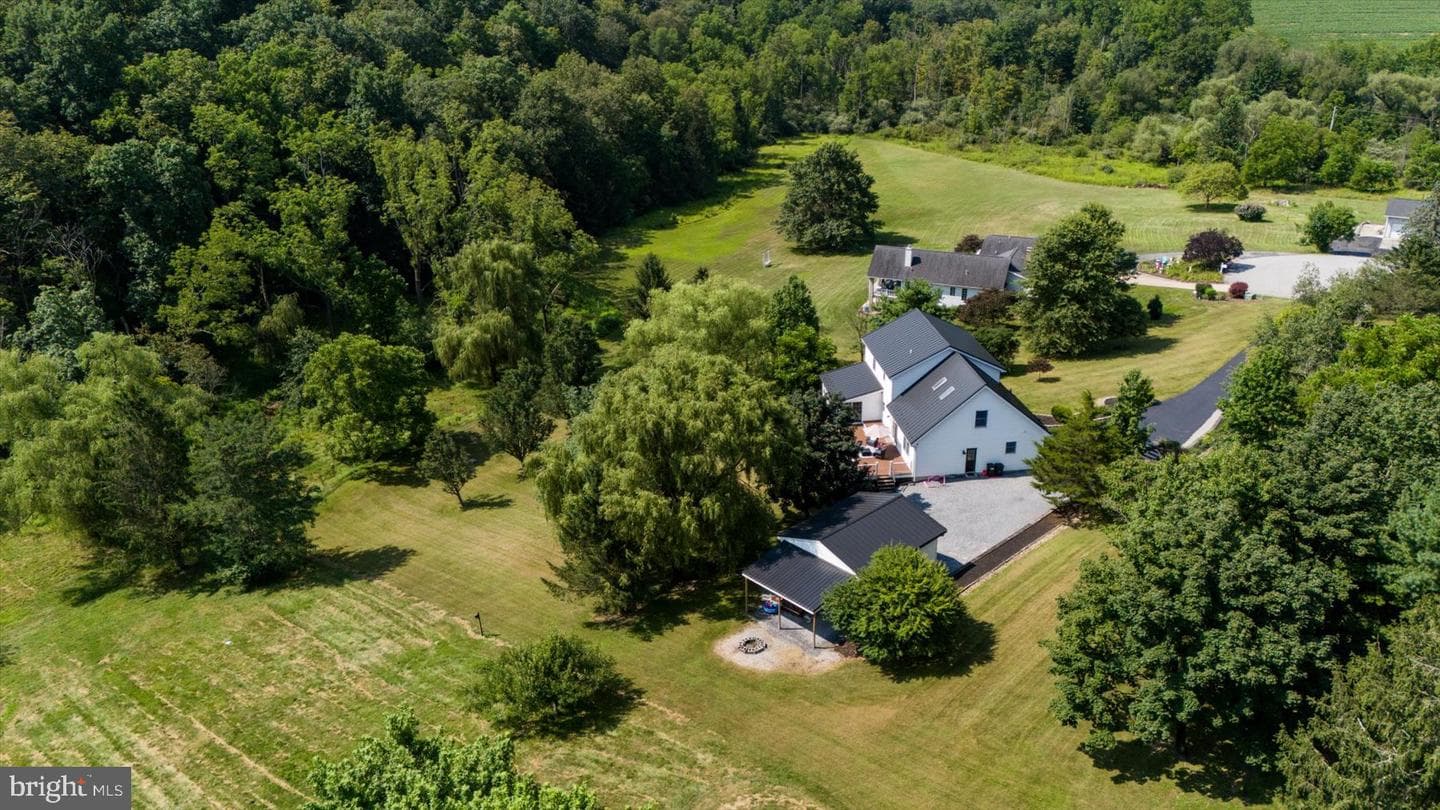 124 Clover Circle photo 62
