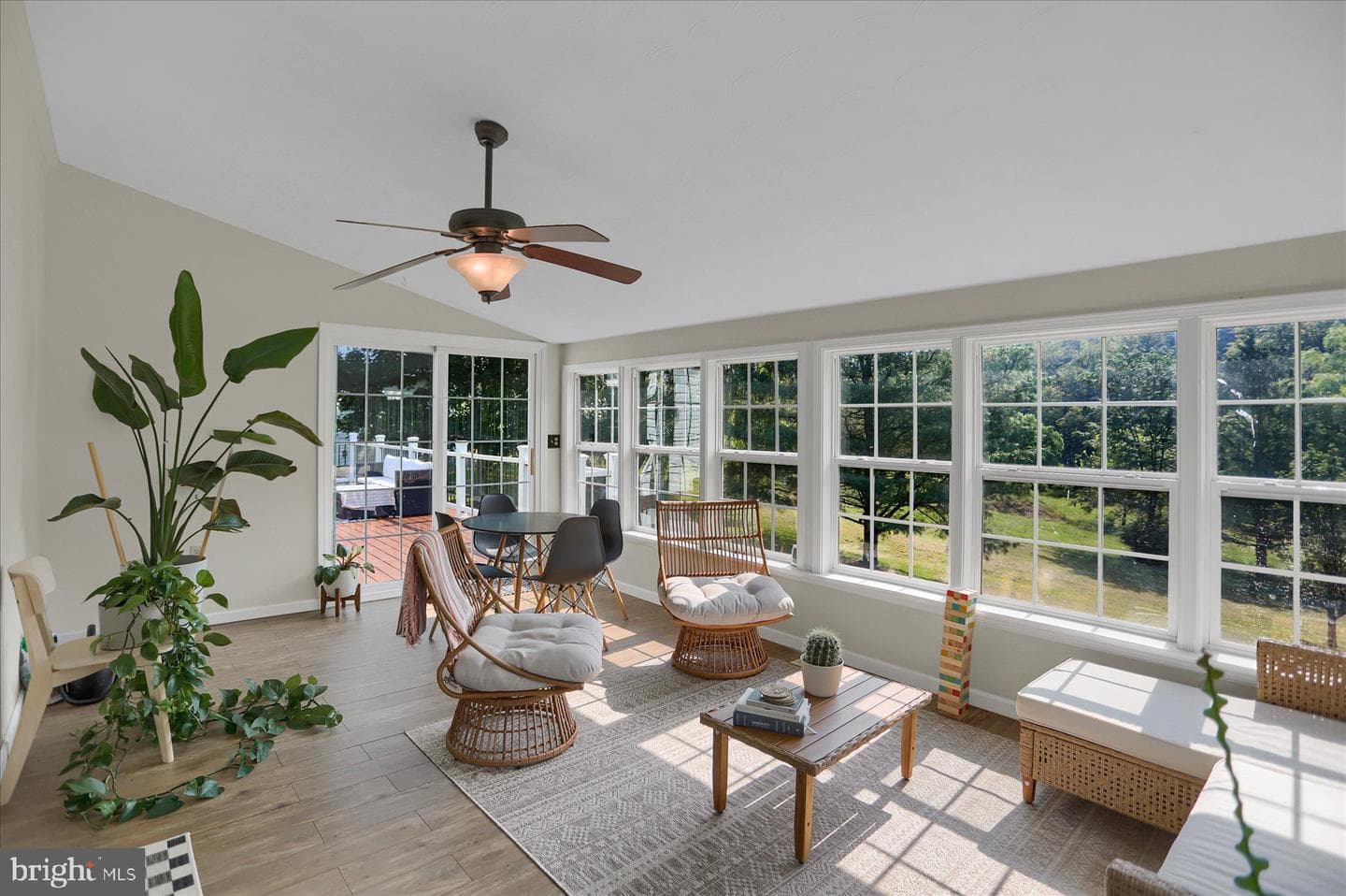 124 Clover Circle photo 9