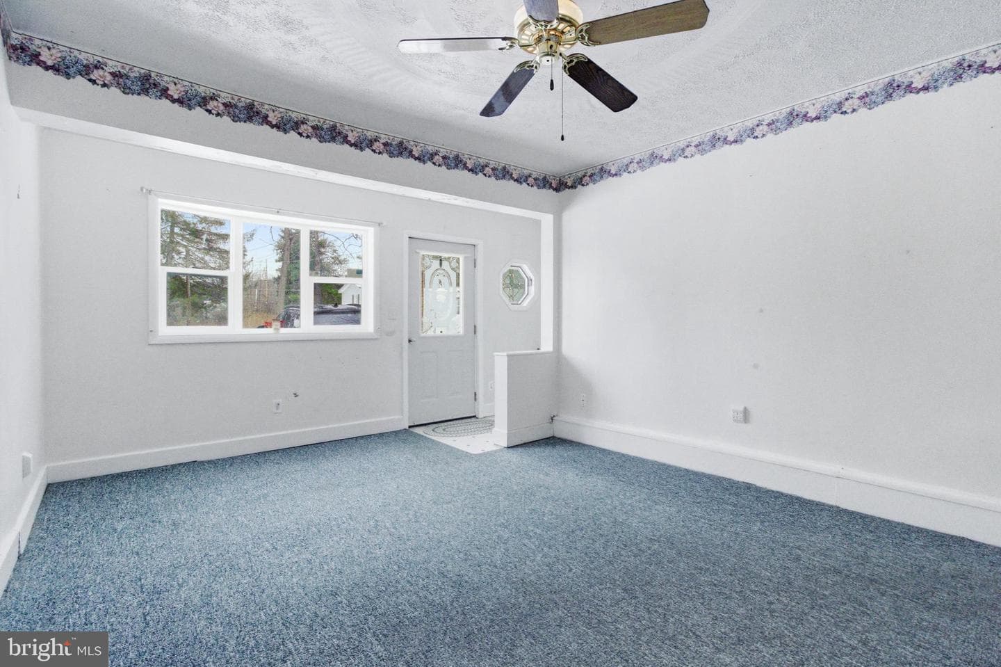 656 S Temple Lane photo 14